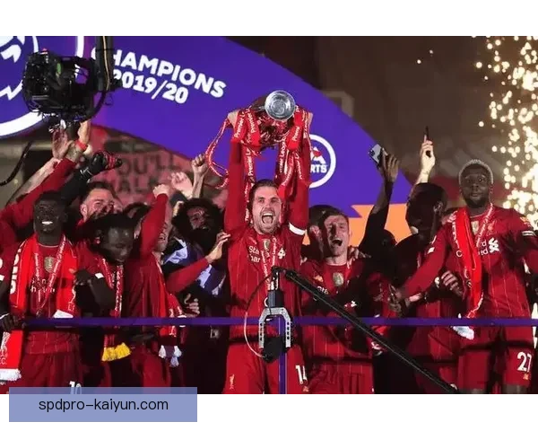 英超红魔军团状态回暖，近期表现稳健令人关注